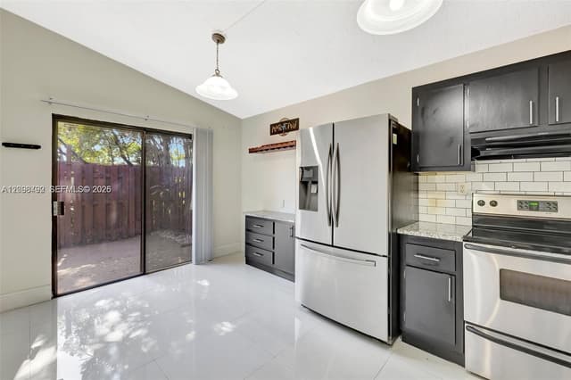 5701 Swordfish Cir, Tamarac FL 33319 - Tamarac, FL - Photo 5