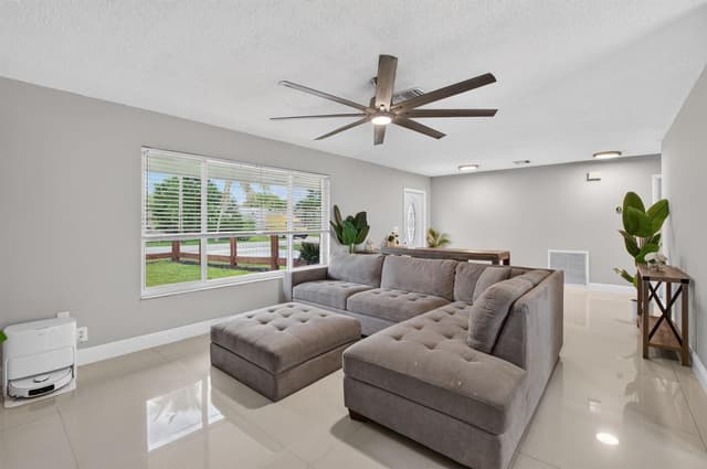 3120 MARINER Way, Lake Worth FL 33462 - Lake Worth, FL - Photo 2