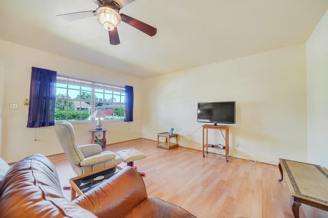 1990 NE 33RD Street # 3, Lighthouse Point FL 33064 - Lighthouse Point, FL - Photo 3