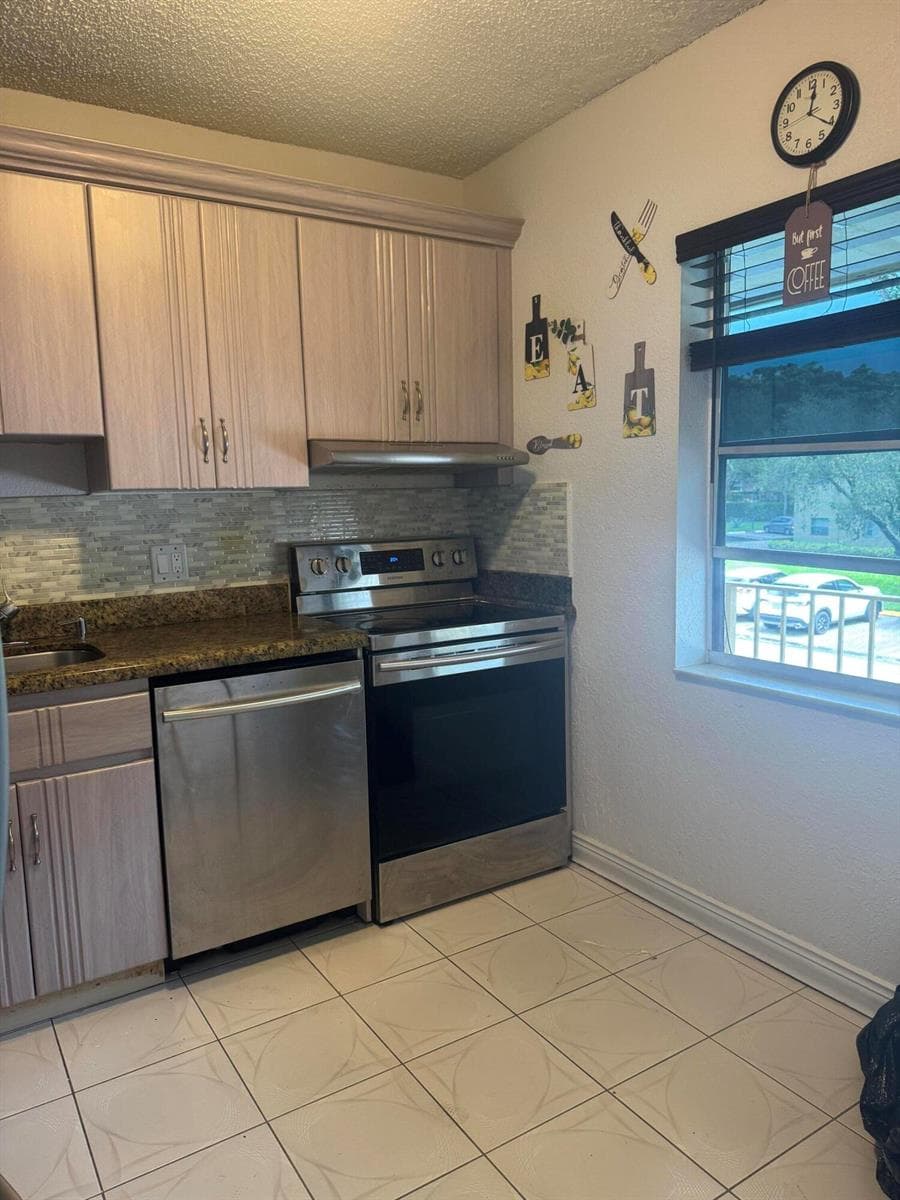 101 NW 76TH Avenue # 203, Margate FL 33063 - Margate, FL - Photo 1