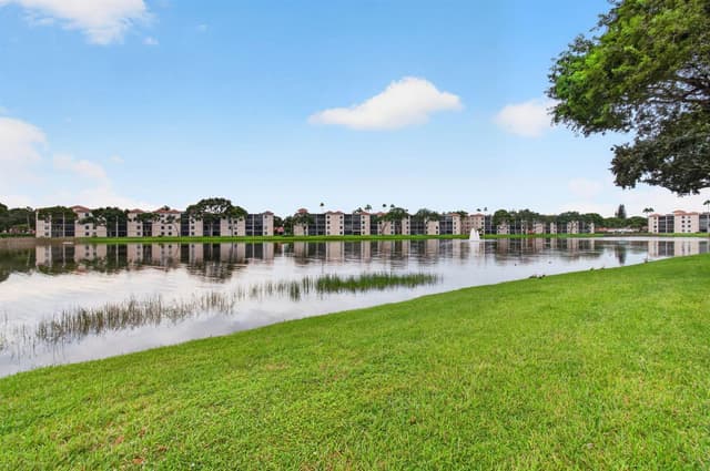 6065 Pointe Regal Circle # 403, Delray Beach FL 33484 - Delray Beach, FL - Photo 2