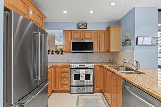 5250 N OCEAN Drive # 3N, Singer Island FL 33404 - Singer Island, FL - Photo 3