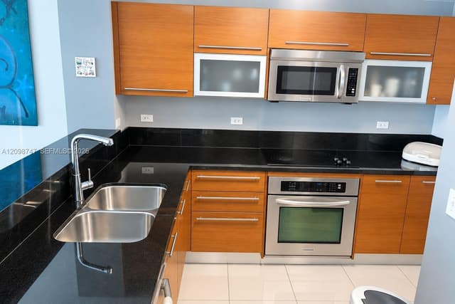 244 Biscayne Blvd # 3204, Miami FL 33132 - Miami, FL - Photo 4