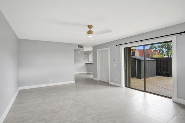 22970 OXFORD Place # A, Boca Raton FL 33433 - Boca Raton, FL - Photo 7