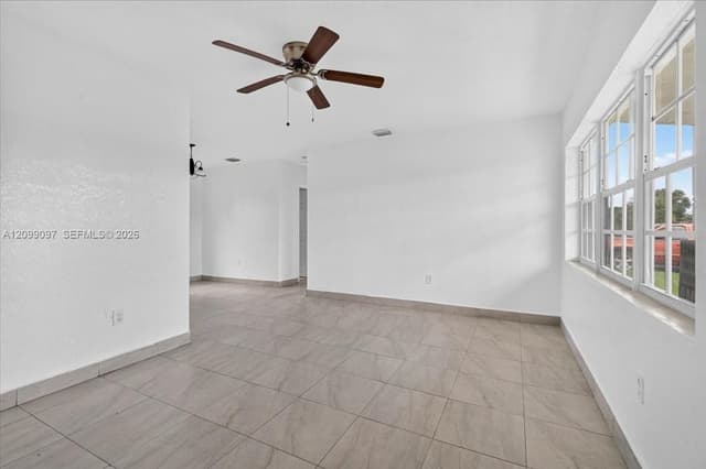 2885 NW 155th Ter, Miami Gardens FL 33054 - Miami Gardens, FL - Photo 5