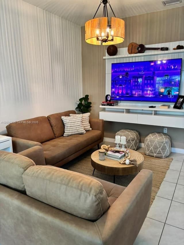 20816 NW 13th Ct, Miami Gardens FL 33169 - Miami Gardens, FL - Photo 3