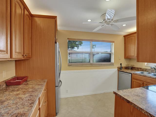 311 FLAMINGO Lane, Delray Beach FL 33445 - Delray Beach, FL - Photo 4