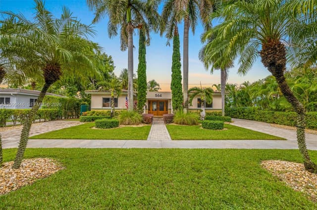564 Palmetto Dr, Miami Springs FL 33166 - Miami Springs, FL - Photo 2