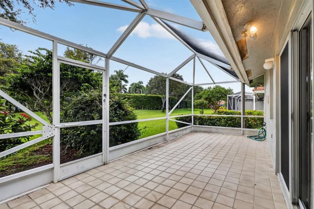 7136 Summer Tree Drive, Boynton Beach FL 33437 - Boynton Beach, FL - Photo 4