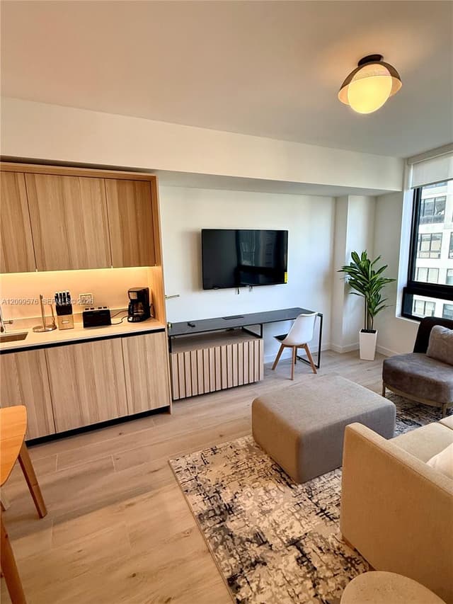 225 N Miami Ave # 1604, Miami FL 33128 - Miami, FL - Photo 4