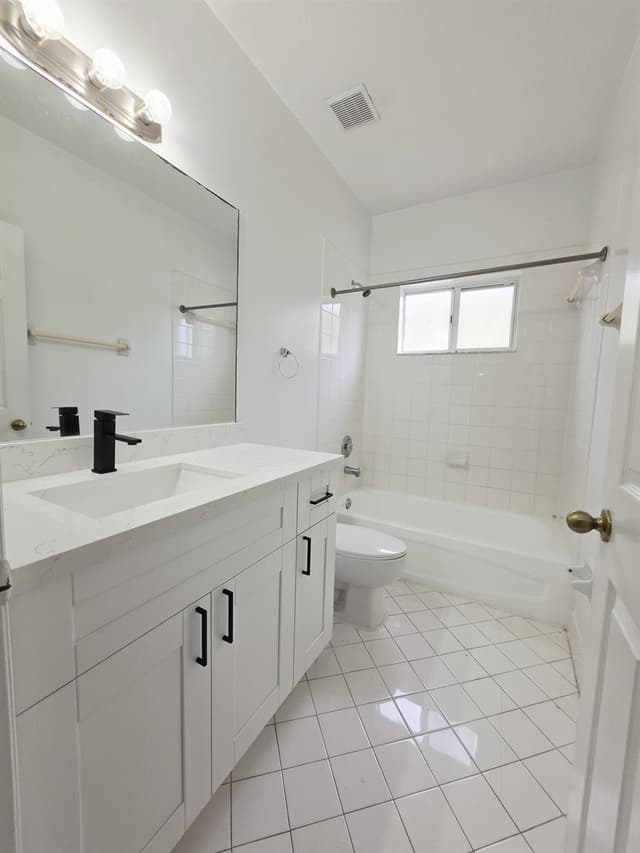 22121 SW 87th Place, Cutler Bay FL 33190 - Cutler Bay, FL - Photo 5