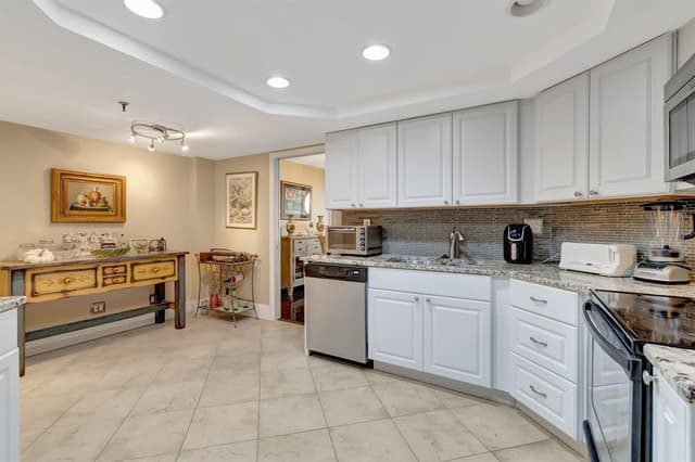6372 LA COSTA Drive # 504, Boca Raton FL 33433 - Boca Raton, FL - Photo 5