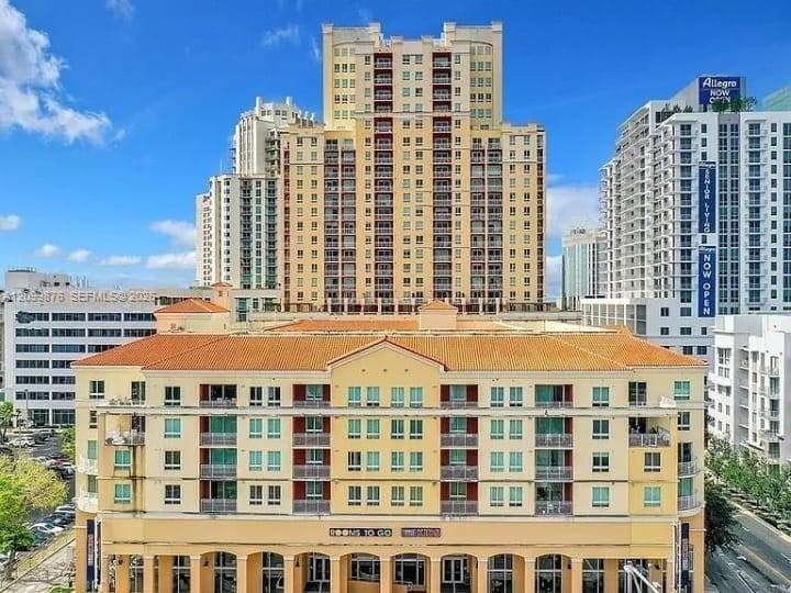 7350 SW 89th St # 1408S, Miami FL 33156