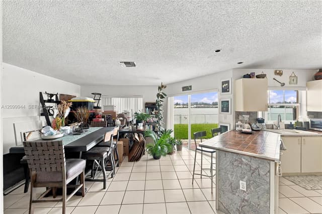 762 NW 123rd Ct, Miami FL 33182 - Miami, FL - Photo 3