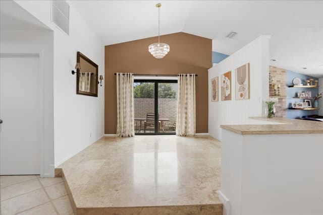 11299 NW 10th Manor, Coral Springs FL 33071 - Coral Springs, FL - Photo 7