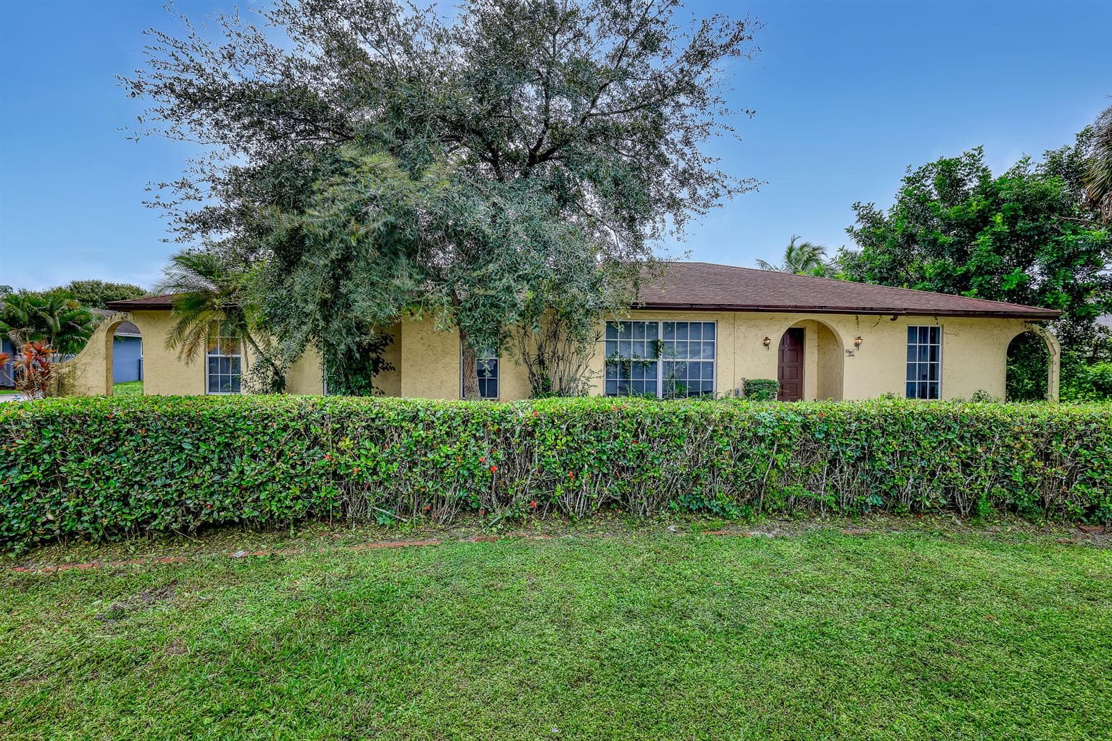 110 MEADOWLARK Drive, Royal Palm Beach FL 33411 - Royal Palm Beach, FL - Photo 1