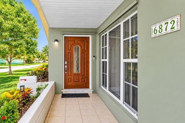 6872 NW 26TH Court, Sunrise FL 33313 - Sunrise, FL - Photo 3