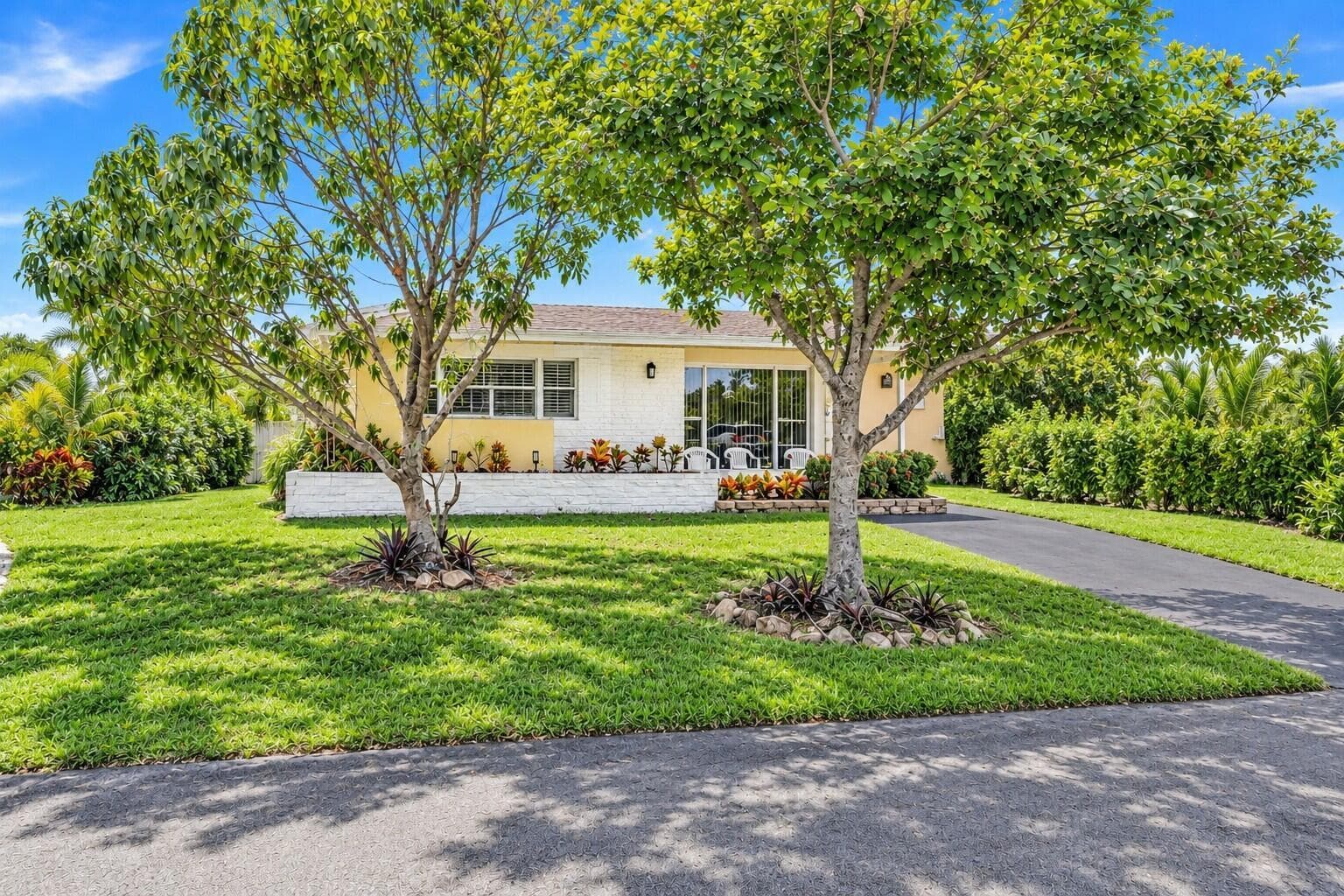 6872 NW 26TH Court, Sunrise FL 33313 - Sunrise, FL - Photo 1