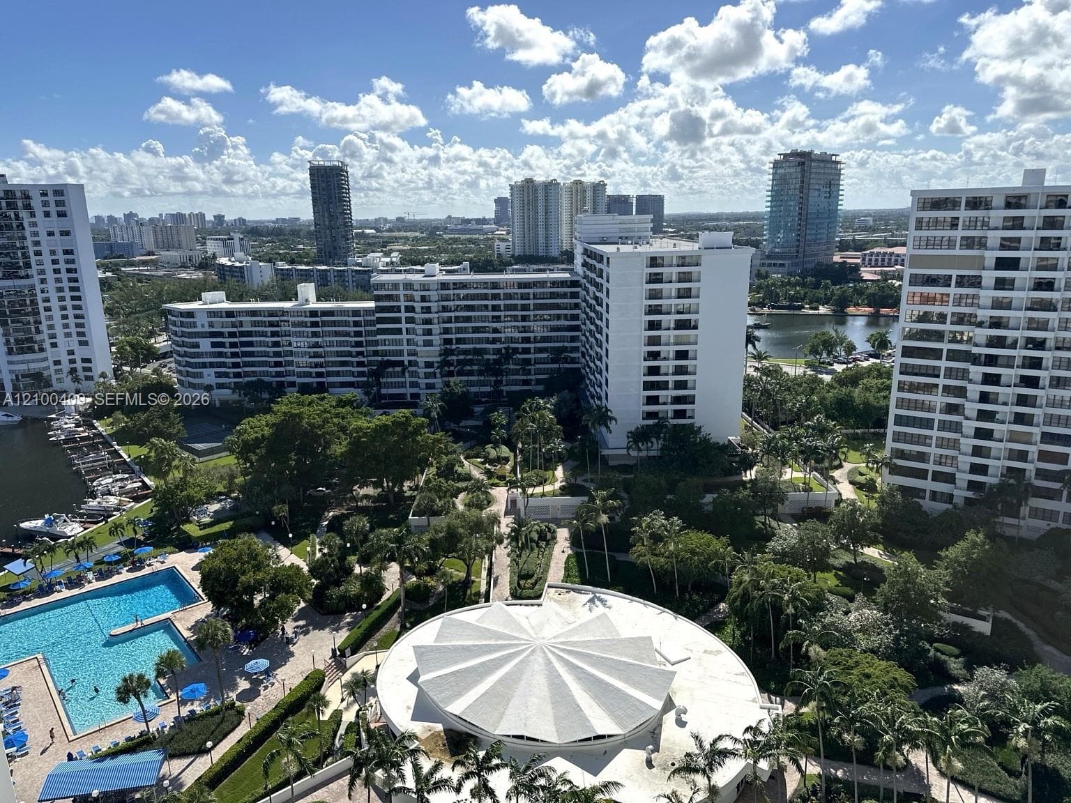 2500 Parkview Dr # 2018, Hallandale Beach FL 33009 - Hallandale Beach, FL - Photo 1