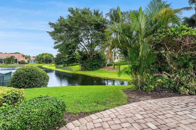 13740 Le Havre Drive, Palm Beach Gardens FL 33410 - Palm Beach Gardens, FL - Photo 3