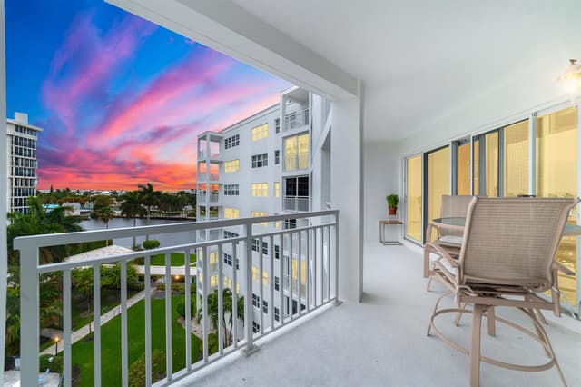 1000 Lowry Street # 6H, Delray Beach FL 33483 - Delray Beach, FL - Photo 3