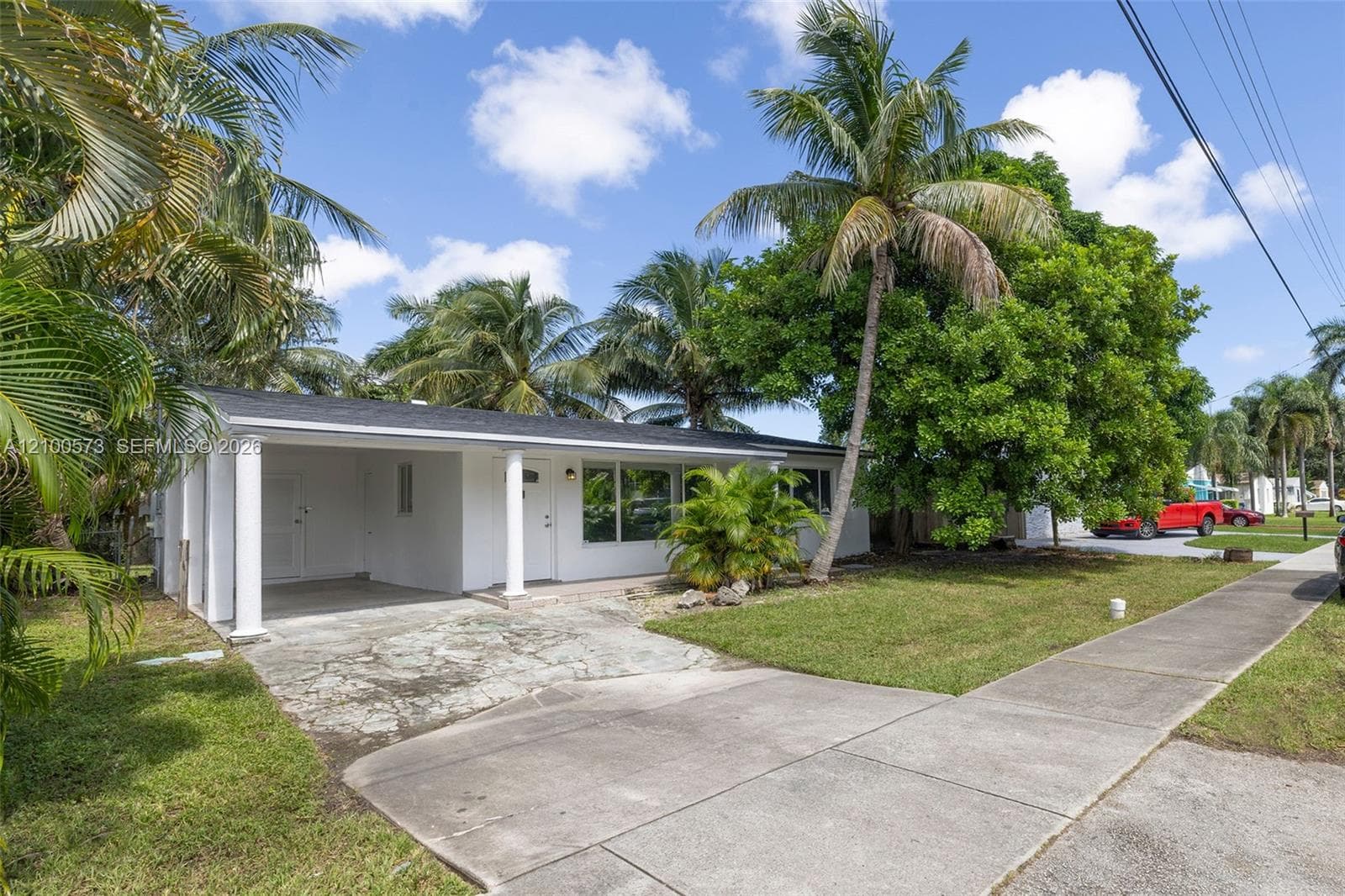 2733 Harding St, Hollywood FL 33020 - Hollywood, FL - Photo 1