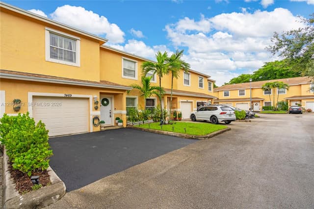 7469 Tam Oshanter Blvd, North Lauderdale FL 33068 - North Lauderdale, FL - Photo 3