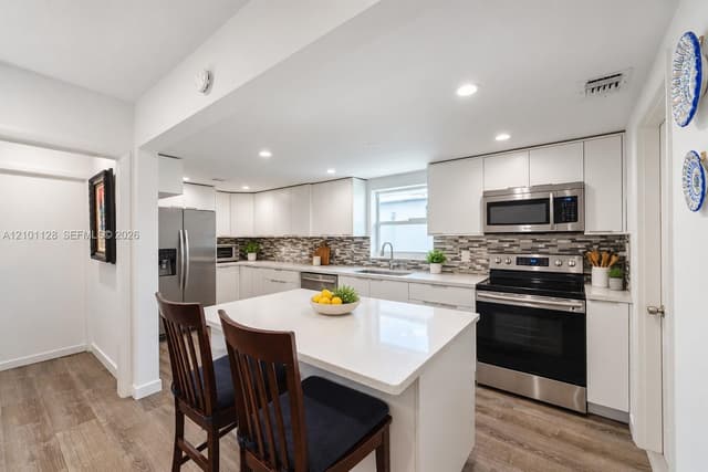 2520 SW 22nd Ter, Miami FL 33145 - Miami, FL - Photo 7
