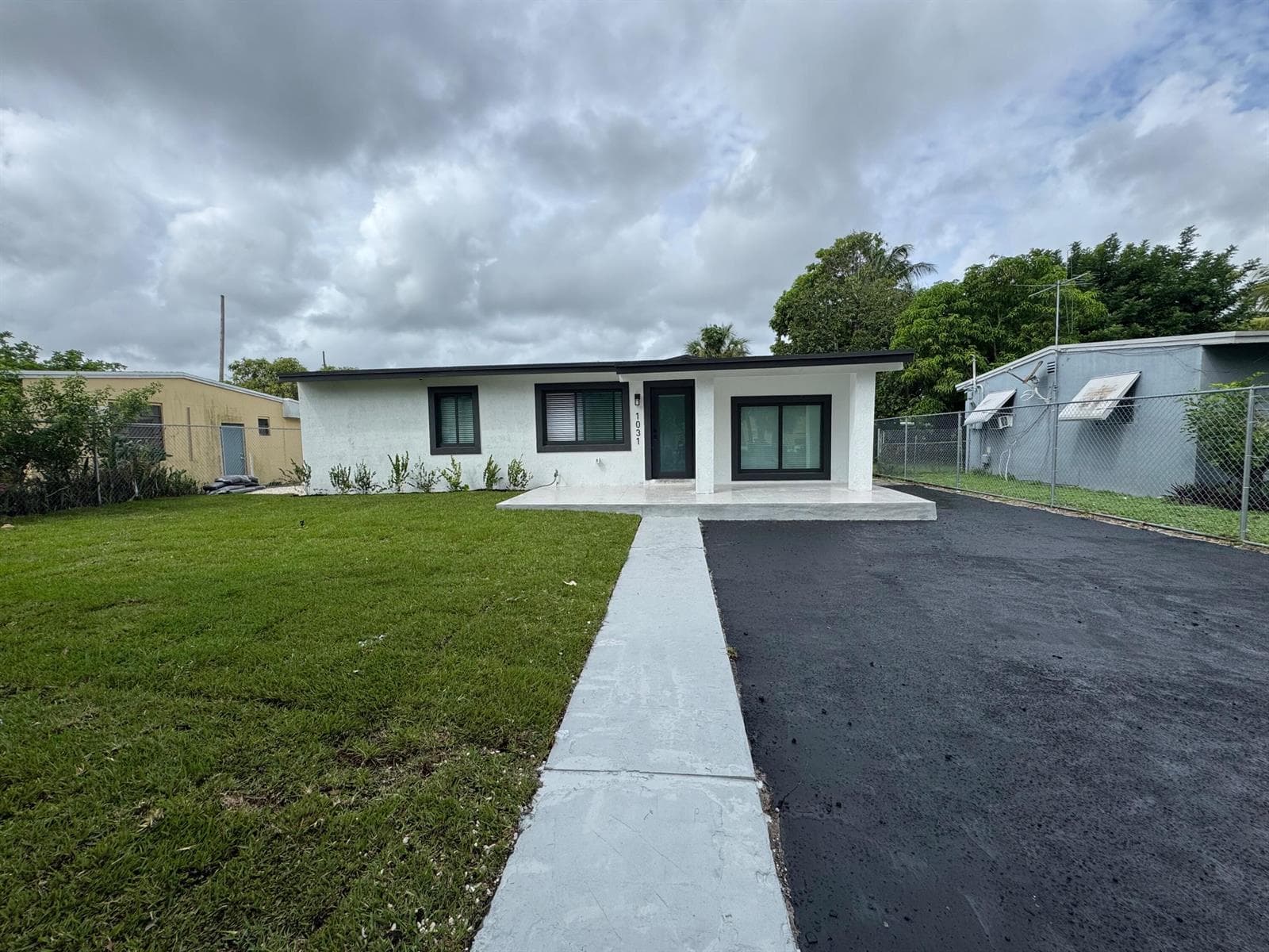 1031 NW 10TH Avenue, Fort Lauderdale FL 33311 - Fort Lauderdale, FL - Photo 1