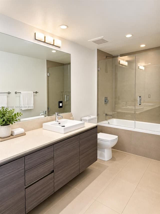1080 Brickell Ave # 1606, Miami FL 33131 - Miami, FL - Photo 7