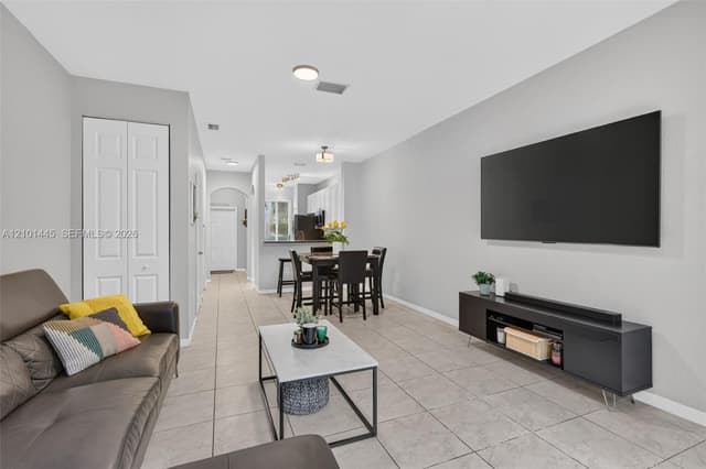 1823 SW 90th Ave # 1002, Miramar FL 33025 - Miramar, FL - Photo 6