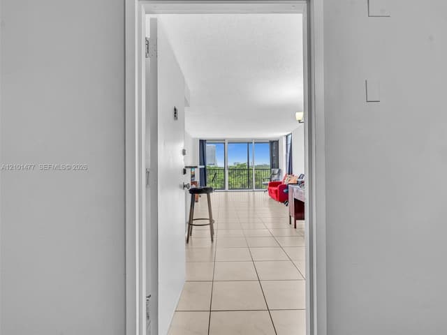 2500 NE 135th St # C502, North Miami FL 33181 - North Miami, FL - Photo 6