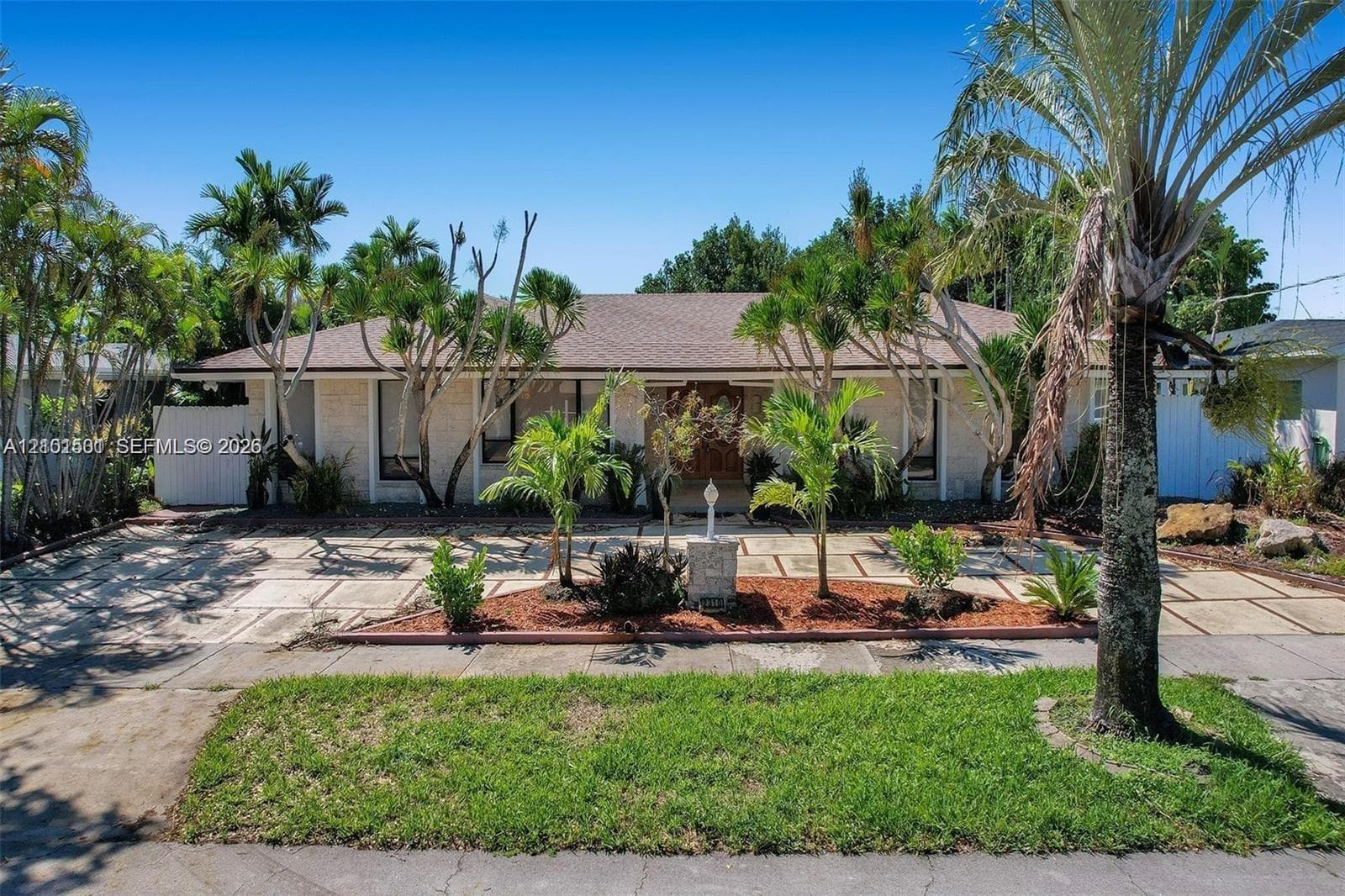 2310 NE 195th St, Miami FL 33180 - Miami, FL - Photo 1