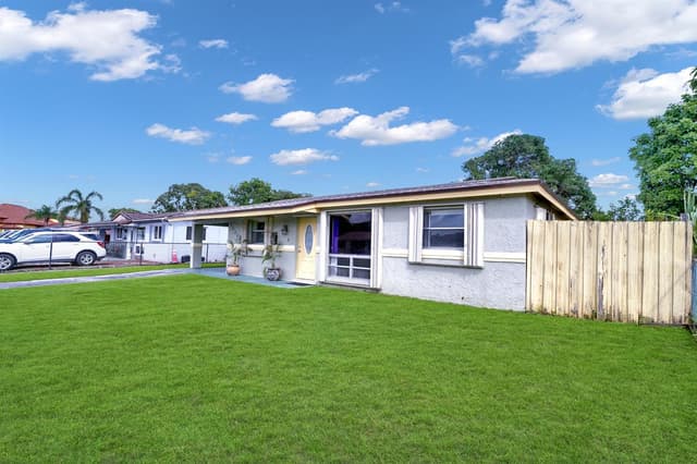 1420 NW 33RD Terrace, Lauderhill FL 33311 - Lauderhill, FL - Photo 3