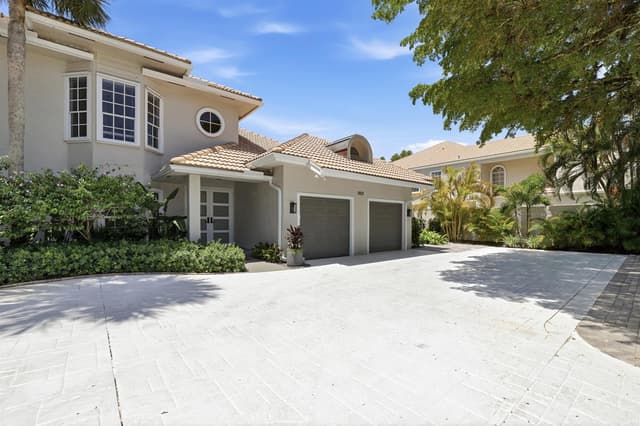 11821 Pebblewood Drive, Wellington FL 33414 - Wellington, FL - Photo 3