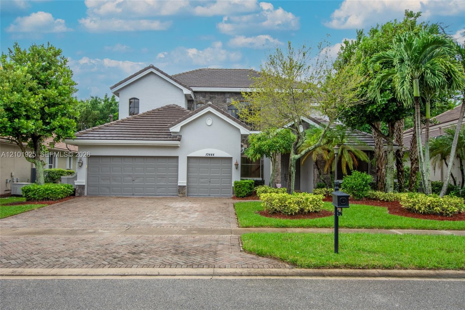 10444 Trianon Pl, Wellington FL 33449 - Wellington, FL - Photo 1