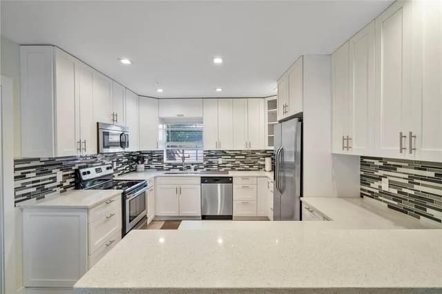1949 WINDWARD Drive, Lauderdale By The Sea FL 33062 - Lauderdale By The Sea, FL - Photo 7
