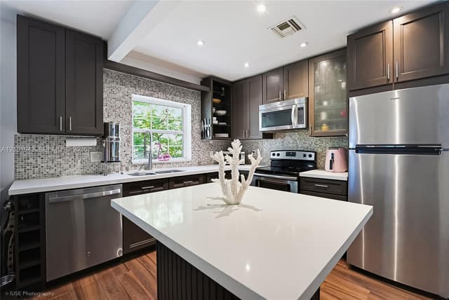 12315 NE 12th Ct, North Miami FL 33161 - North Miami, FL - Photo 5
