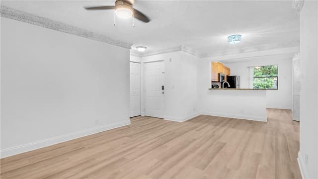 5681 RIVERSIDE Drive, Coral Springs FL 33067 - Coral Springs, FL - Photo 7