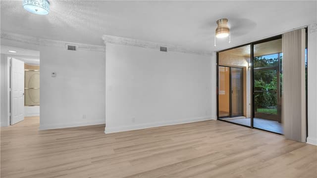 5681 RIVERSIDE Drive, Coral Springs FL 33067 - Coral Springs, FL - Photo 5