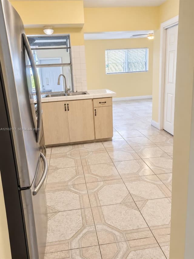 3640 NW 39th St, Lauderdale Lakes FL 33309 - Lauderdale Lakes, FL - Photo 6