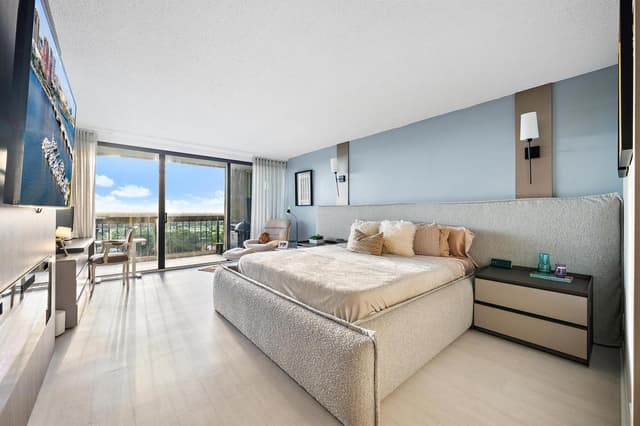 1900 Consulate Place # 1205, West Palm Beach FL 33401 - West Palm Beach, FL - Photo 6