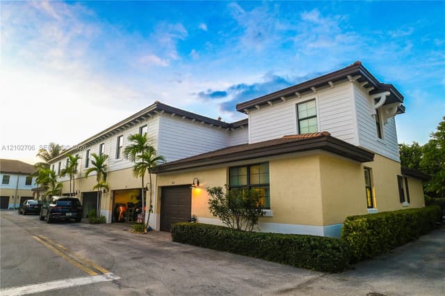 813 S Ocean Blvd, Pompano Beach FL 33062 - Pompano Beach, FL - Photo 3