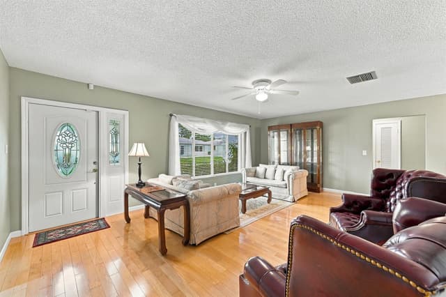 6706 NW 71ST Court, Tamarac FL 33321 - Tamarac, FL - Photo 4