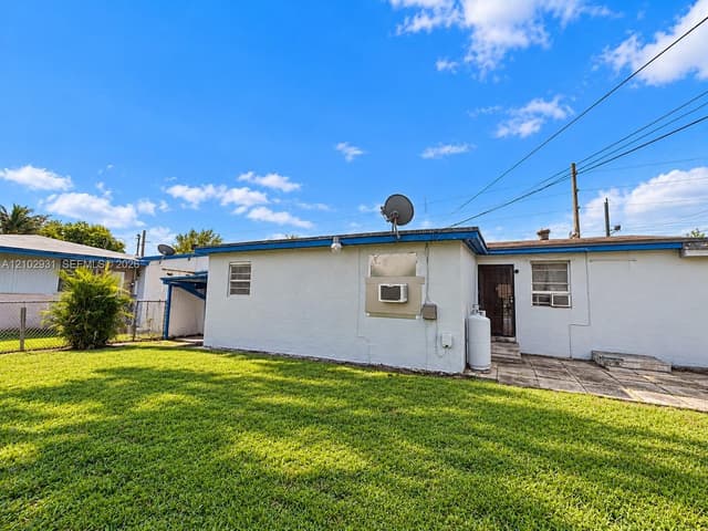 13387 Aswan Rd, Opa-Locka FL 33054 - Opa-Locka, FL - Photo 2