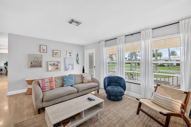 391 SE 6TH Court, Pompano Beach FL 33060 - Pompano Beach, FL - Photo 4