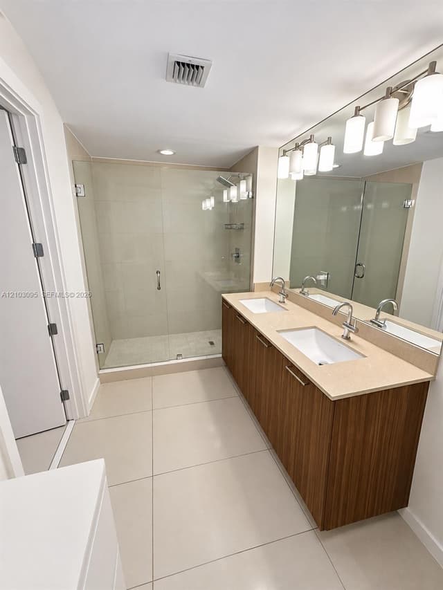 5252 NW 85th Ave # 309, Doral FL 33166 - Doral, FL - Photo 5