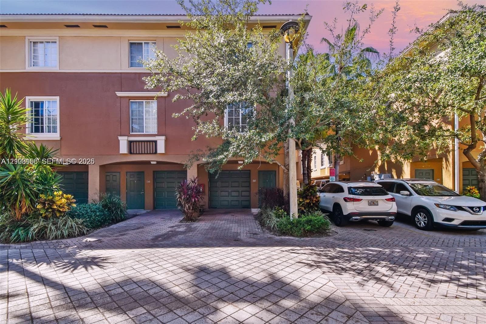 2945 NE 185th St # 1407, Aventura FL 33180