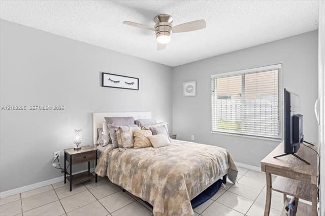 1010 NW 125th Ave, Sunrise FL 33323 - Sunrise, FL - Photo 4