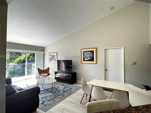 8721 Wiles Rd # 303, Coral Springs FL 33067 - Coral Springs, FL - Photo 3